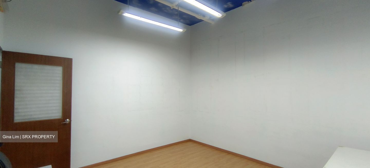 Midview City (D20), Retail #440181751
